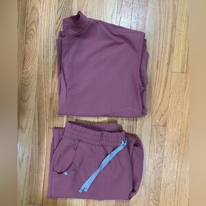 Mauve Figs Scrub Set